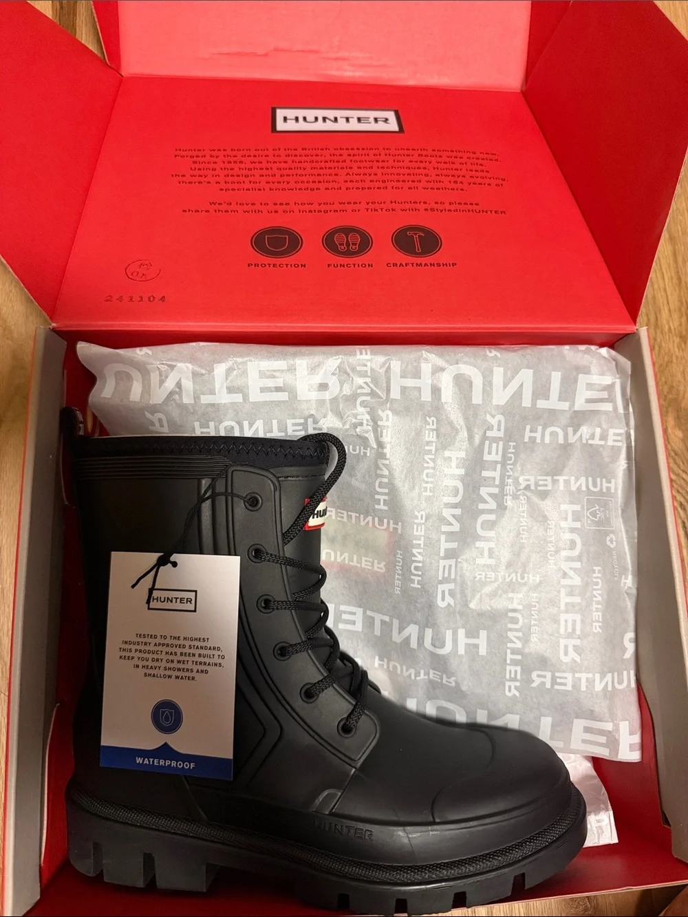 Hunter Big Kids Black Lace-Up Combat Rain Boots Size 5 Brand New